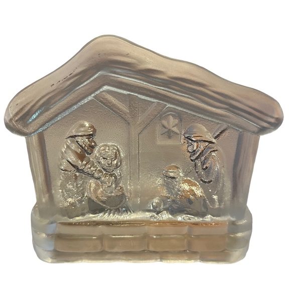 Christmas Around the World Frosted Glass Nativity Scene Tealight Display - Picture 6 of 6